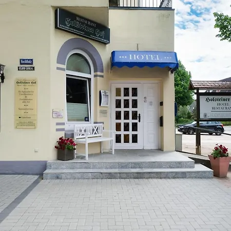 Hotel-restaurant Holsteiner Hof מלון 3*