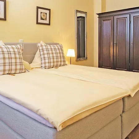 מלון Hotel-restaurant Holsteiner Hof