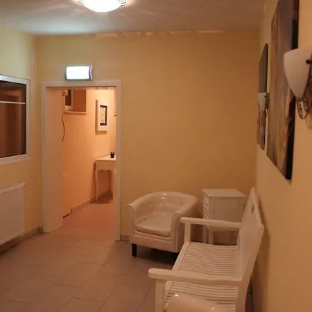 Hotel-restaurant Holsteiner Hof מלון