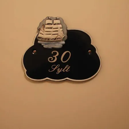 מלון Hotel-restaurant Holsteiner Hof